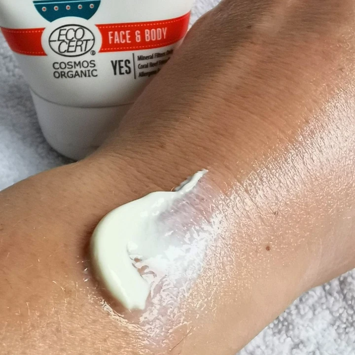 Baby &amp; Family Sunscreen Lotion SPF 50 – krem przeciwsłoneczny dla dzieci i skóry wrażliwej 100 ml